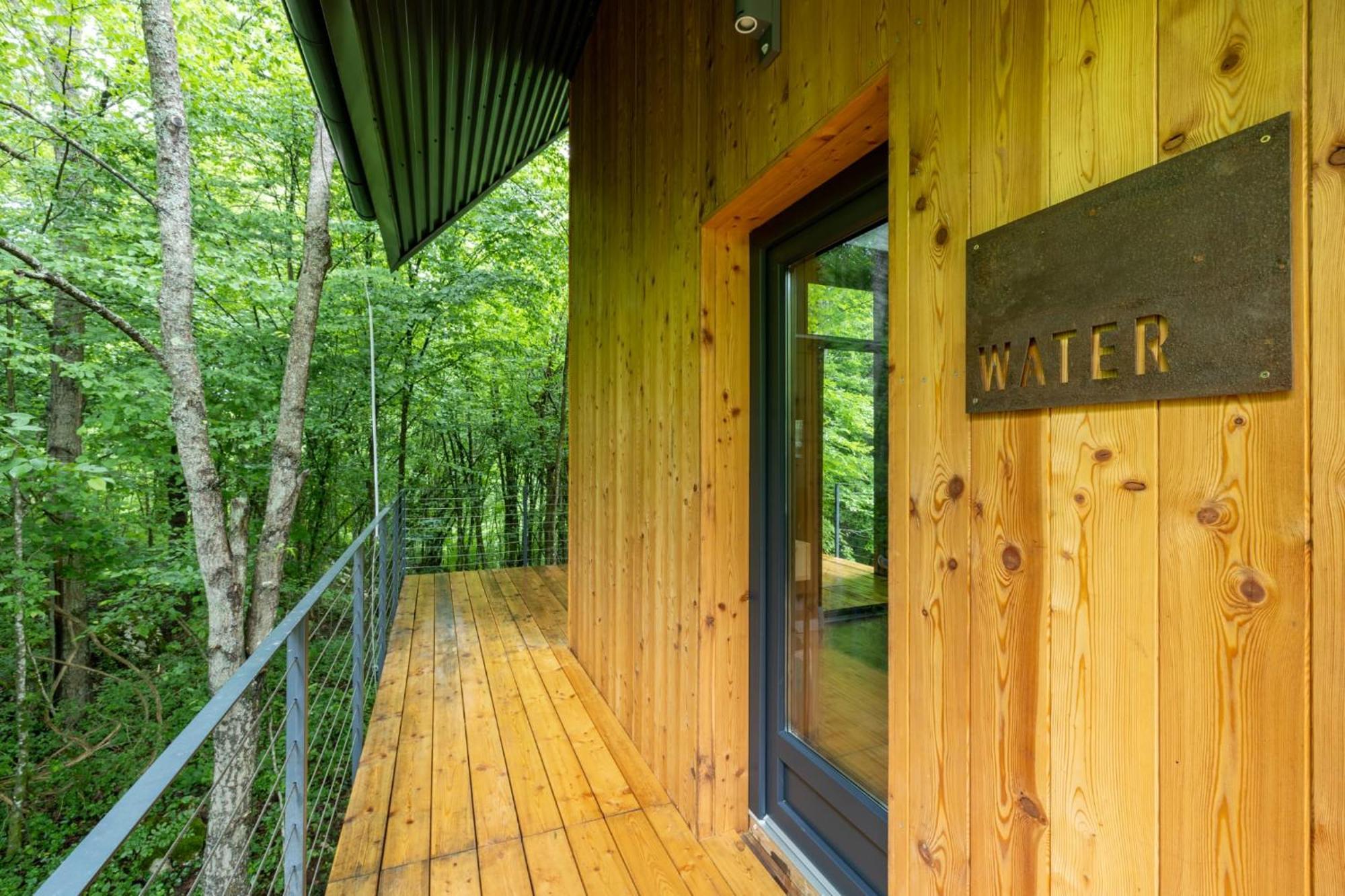 Tree Elements Treehouse Retreat Apartment Slunj Ruang foto