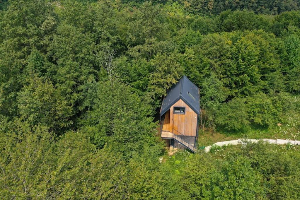 Tree Elements Treehouse Retreat Apartment Slunj Bagian luar foto