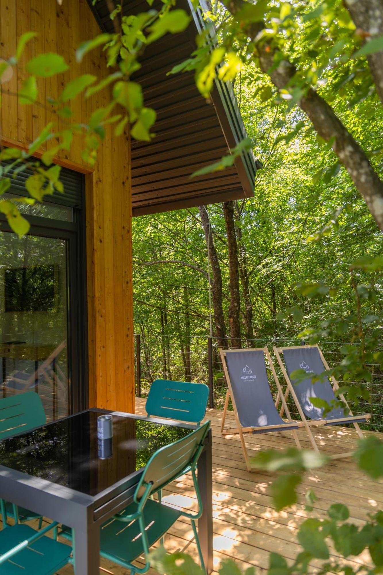 Tree Elements Treehouse Retreat Apartment Slunj Ruang foto