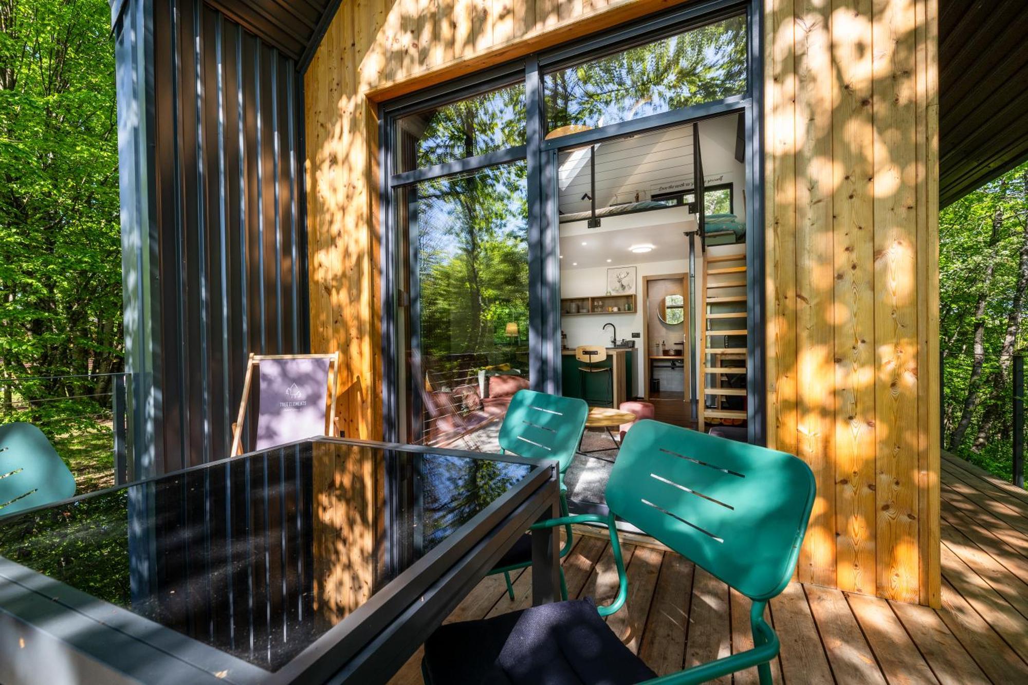Tree Elements Treehouse Retreat Apartment Slunj Bagian luar foto