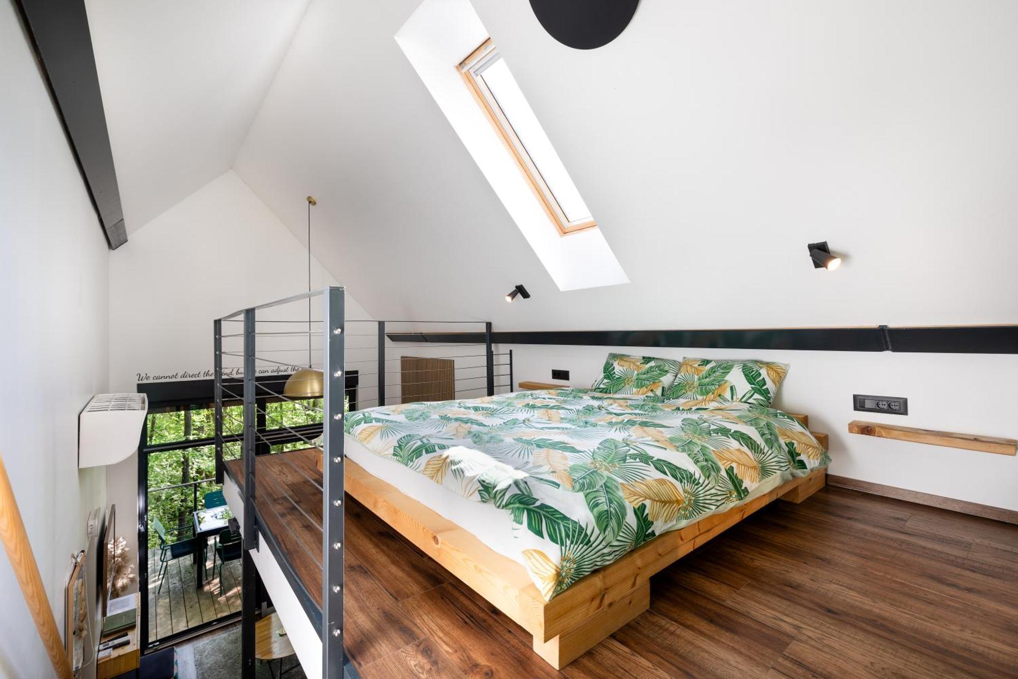 Tree Elements Treehouse Retreat Apartment Slunj Bagian luar foto
