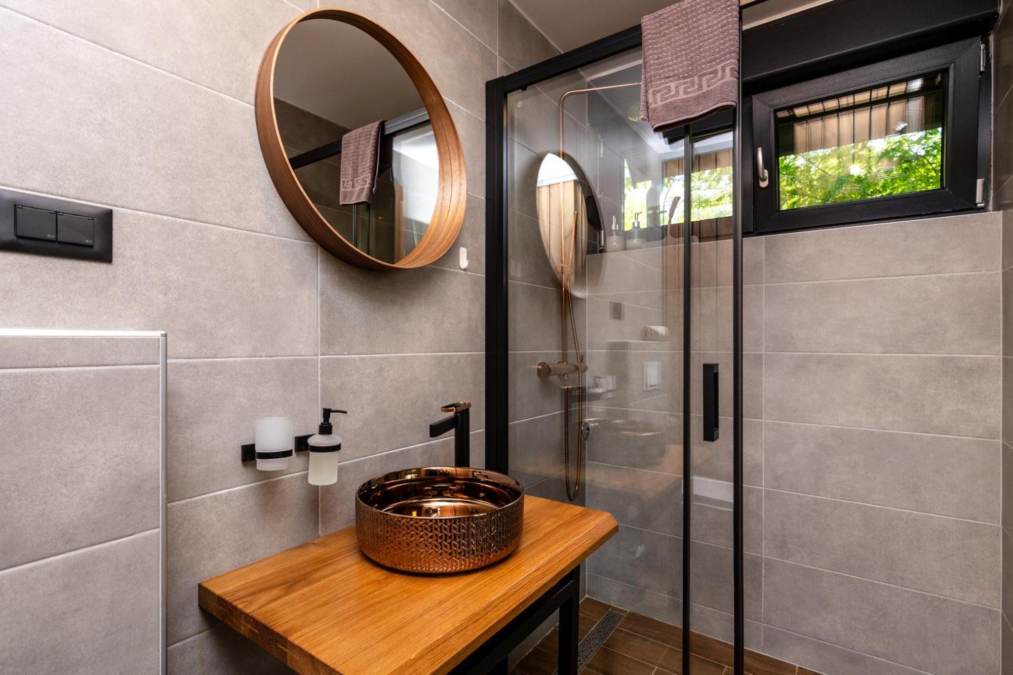 Tree Elements Treehouse Retreat Apartment Slunj Bagian luar foto